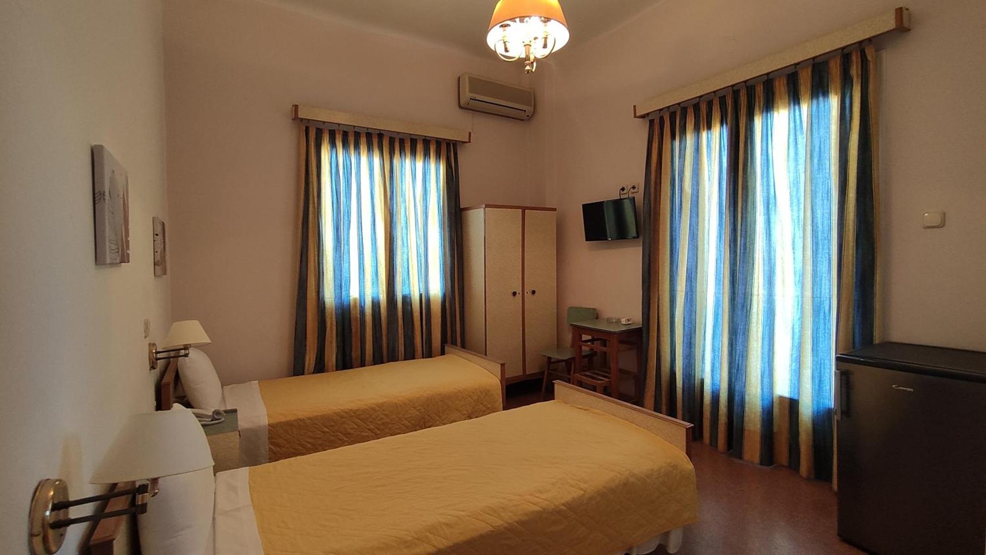 Hotel Epidavria Epidaurus 外观 照片